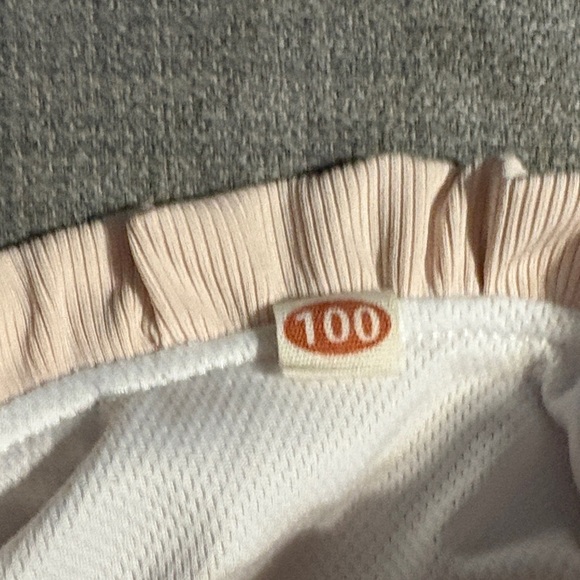 Ruffled cream color Kids One Piece swimsuit. Girls size 100 - Picture 2 of 4